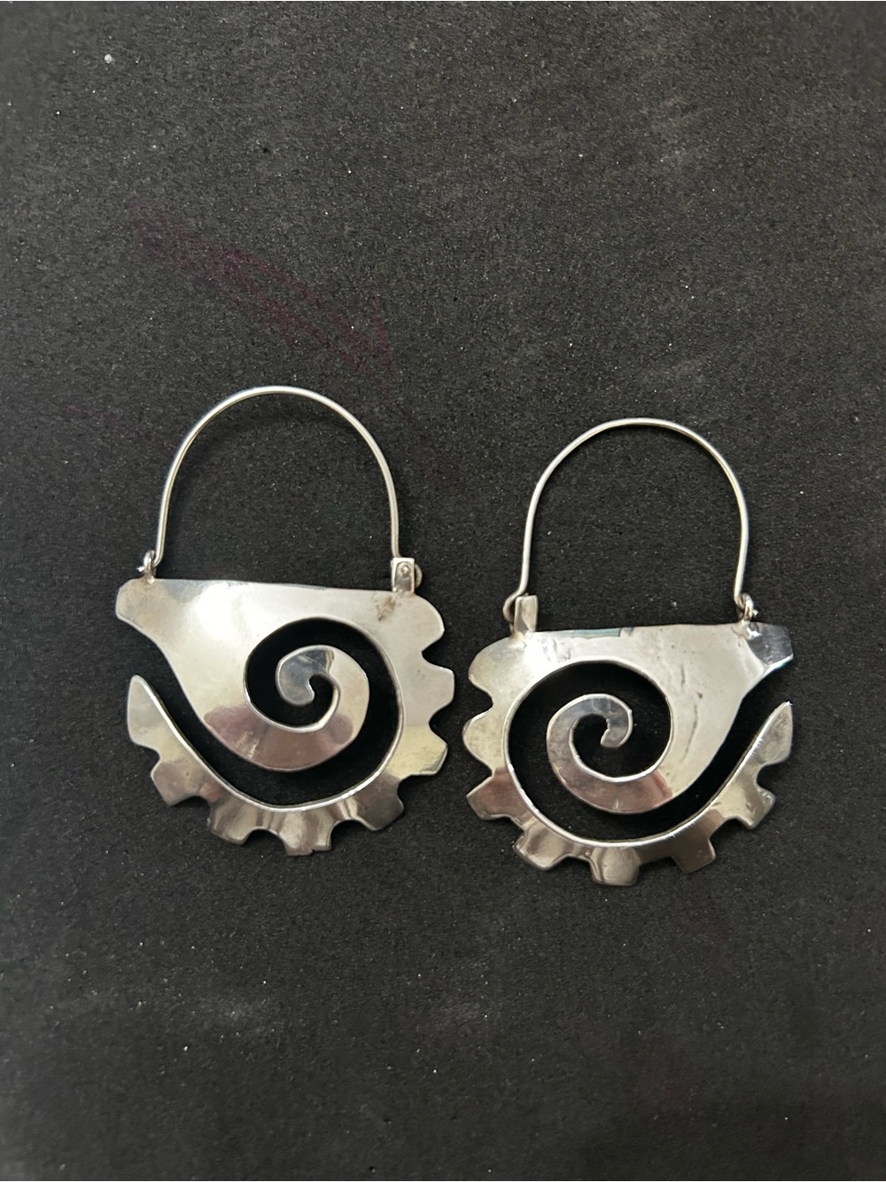 Vintage Tribal Ethnic Glyph Sterling Silver Spiral Gear Drop Earrings - Women